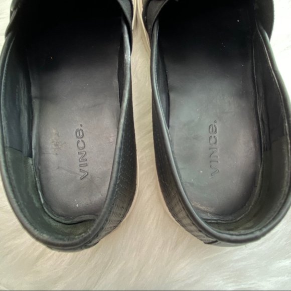 Vince Blair Black Leather Perforated Slide On Shoes - Picture 5 of 11